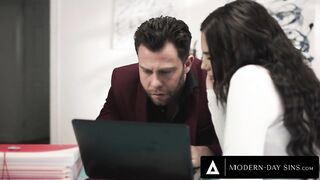 MODERN-DAY SINS – PAWG Client Violet Starr Keeps Getting Rough Fucked After His WIFE Comes Home!