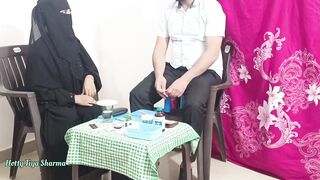 Muslim women fucked by the doctor in front of her husband because she could not get pregnant (Threesome Sex)