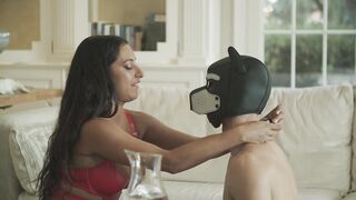 Puppy Roleplay – The Bellboy